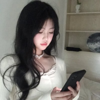 何日君能知我心